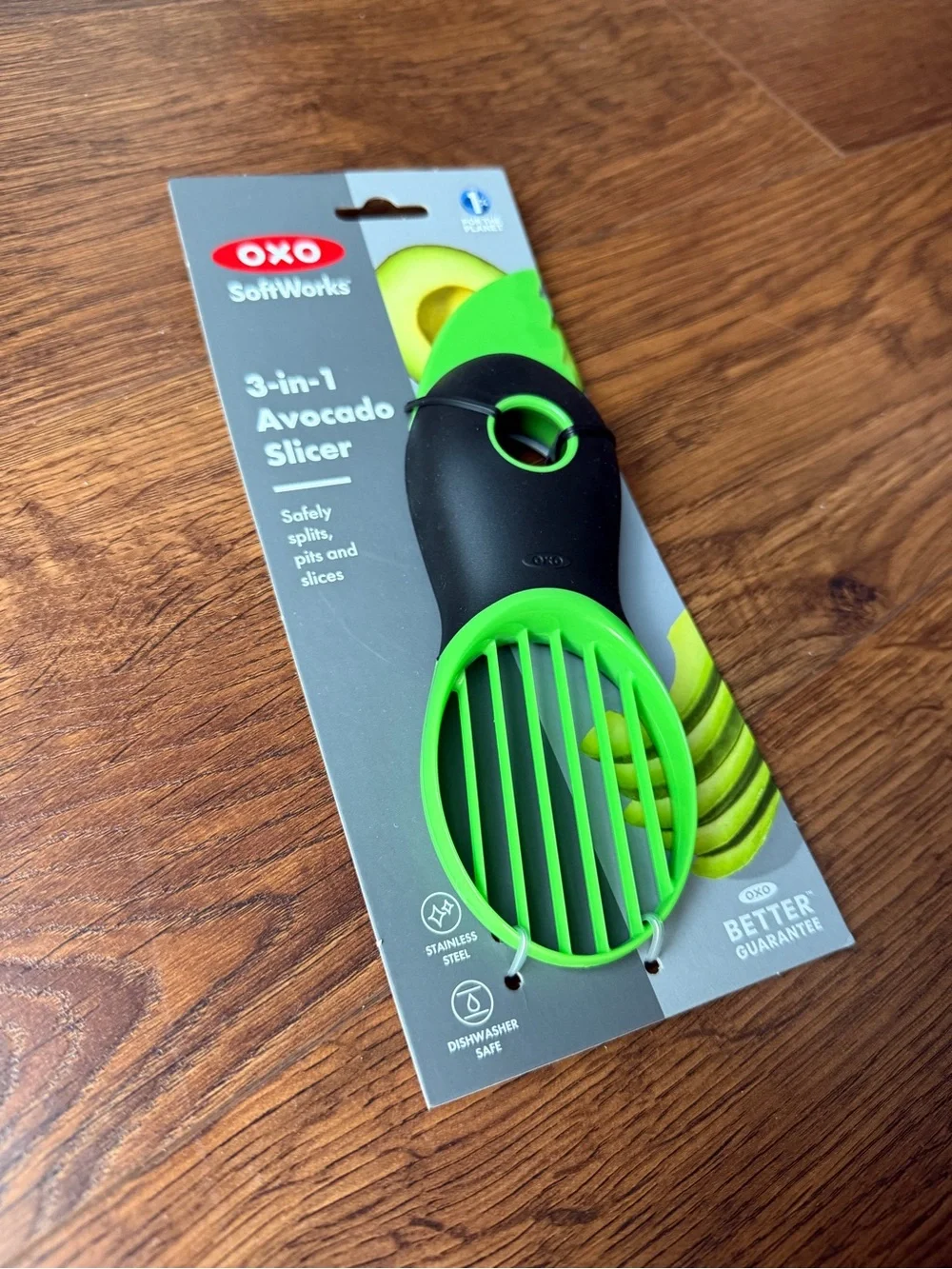 NWT 🥑 OXO SoftWorks 3-in-1 Avocado Slicer - Black & Bright Green